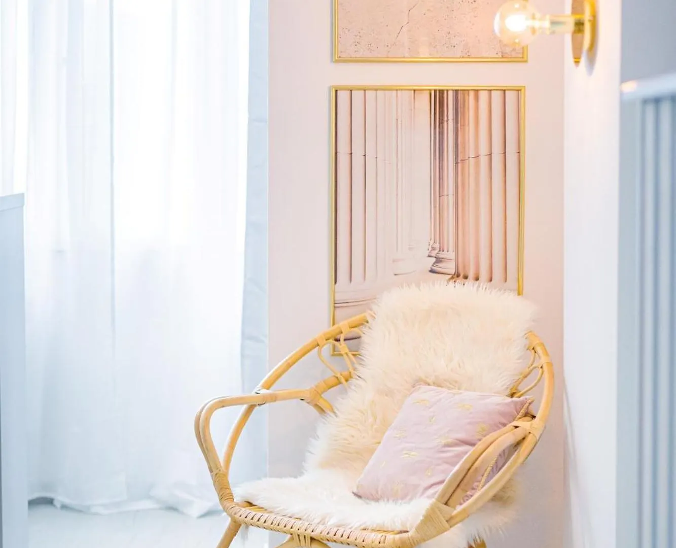 Downtown Studios - Your Modern Escape Near Ateneul Roman Bükreş