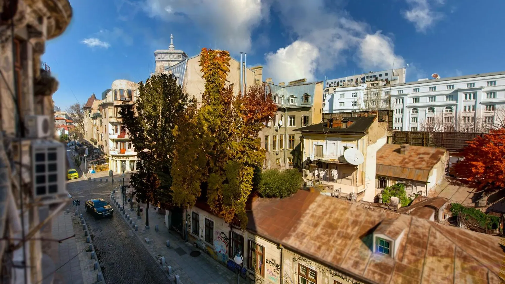 Downtown Studios - Your Modern Escape Near Ateneul Roman Bucharest Romania