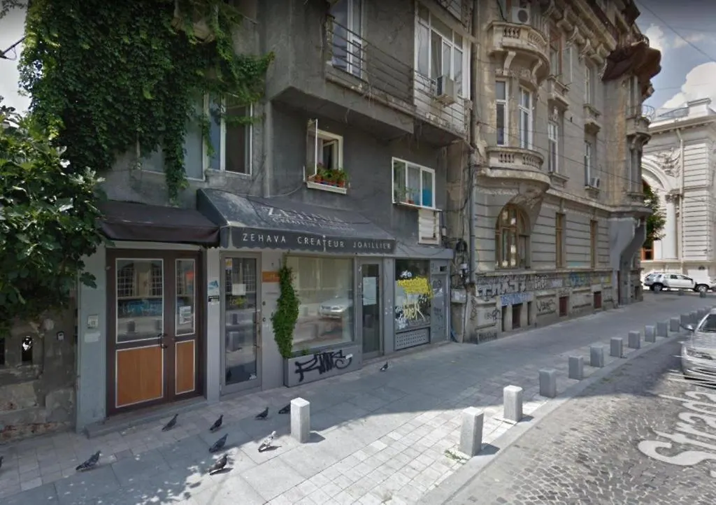 Downtown Studios - Your Modern Escape Near Ateneul Roman Bucharest Apartment