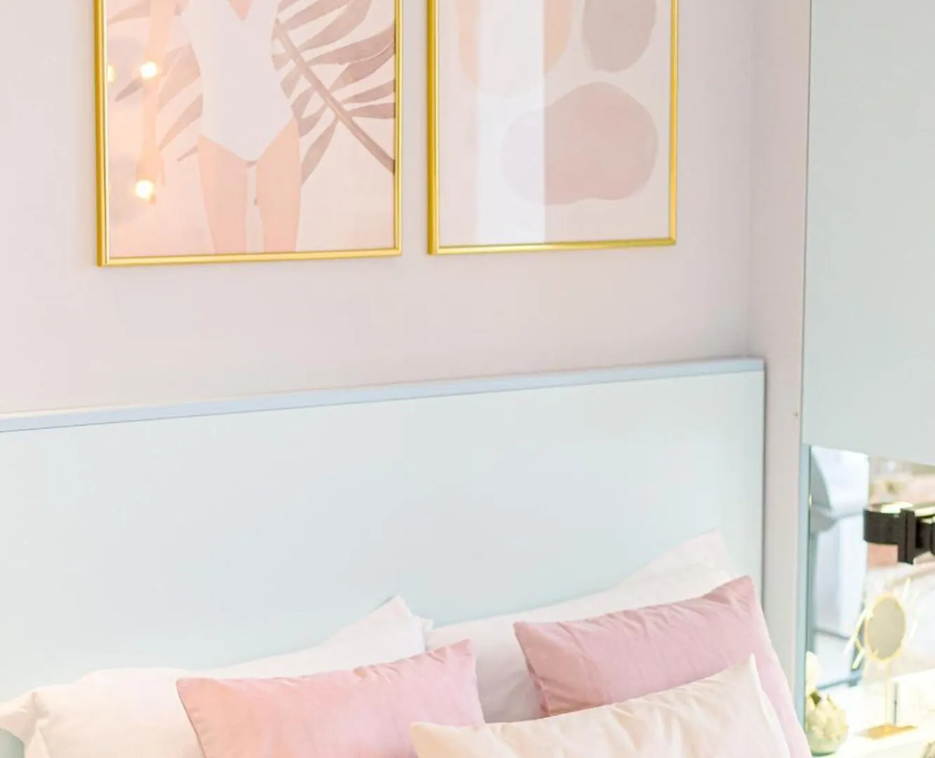 Downtown Studios - Your Modern Escape Near Ateneul Roman Bucharest 0*,